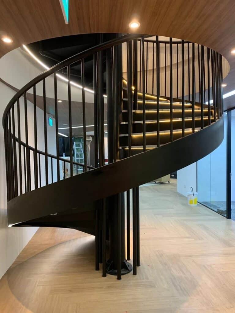 پله اسپیرال