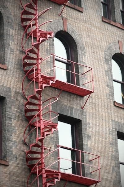 پله گردان اسپیرال